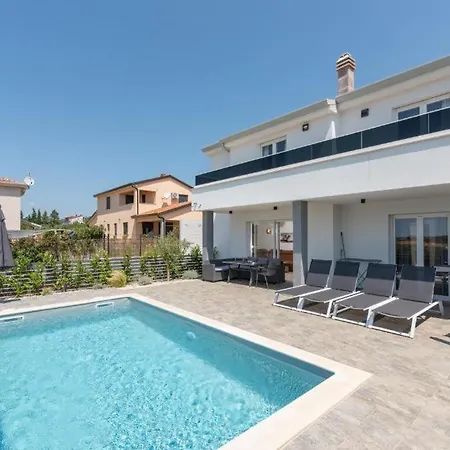 Luxury Holiday Delfin Kukci