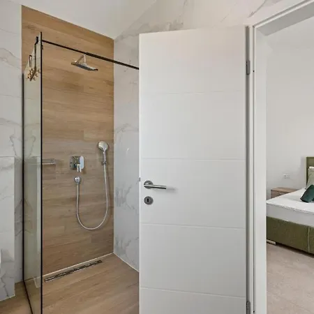 Villa Luxury Holiday Delfin Kukci